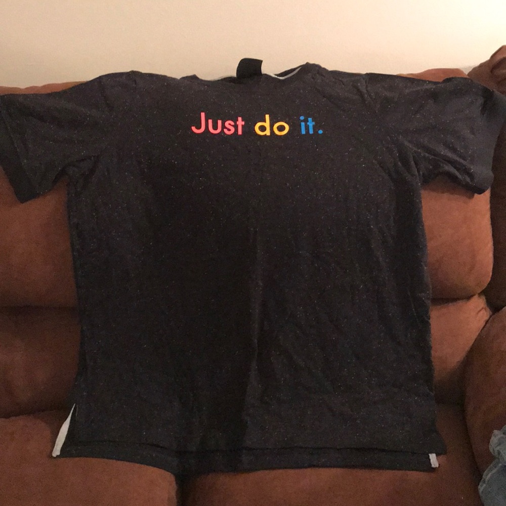 Nike brand T-shirt and legging set never worn